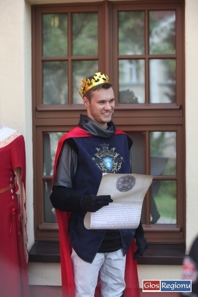 Trzeci piknik rycerski we Wschowie Średniowieczne miasto. Krajobraz przed bitwą