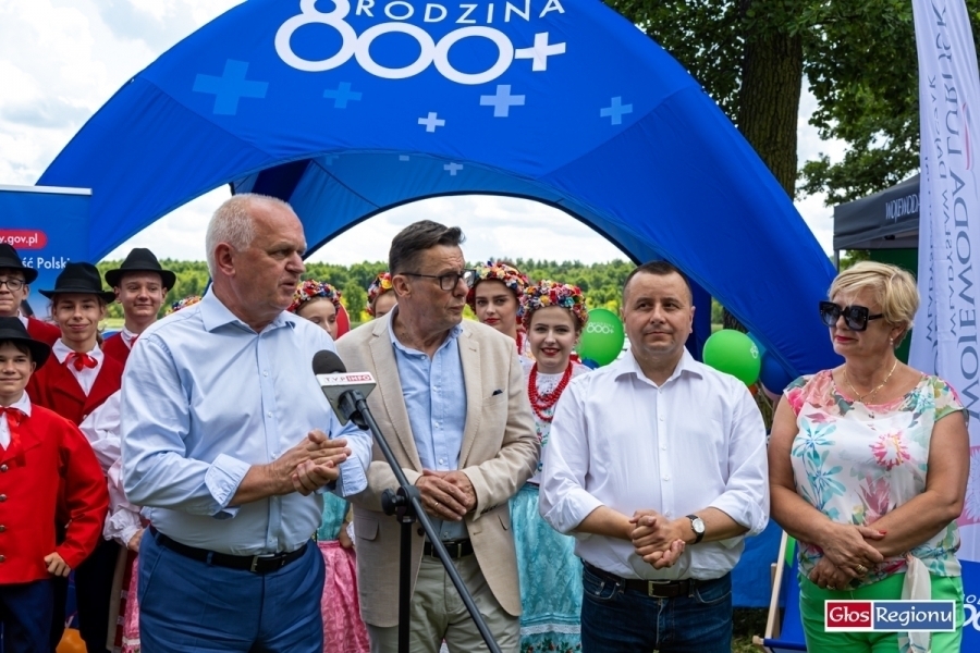 Sława. Nad brzegiem jeziora odbył sięPiknik Rodzinny 800 FOTO