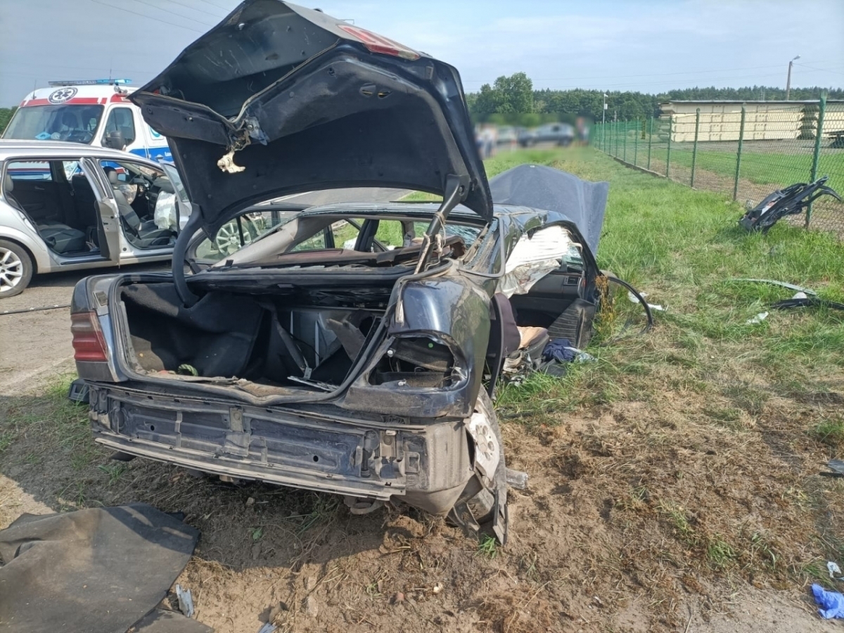 Wypadek na trasie Wschowa - Olbrachcice. Pięć osób w szpitalu FOTO