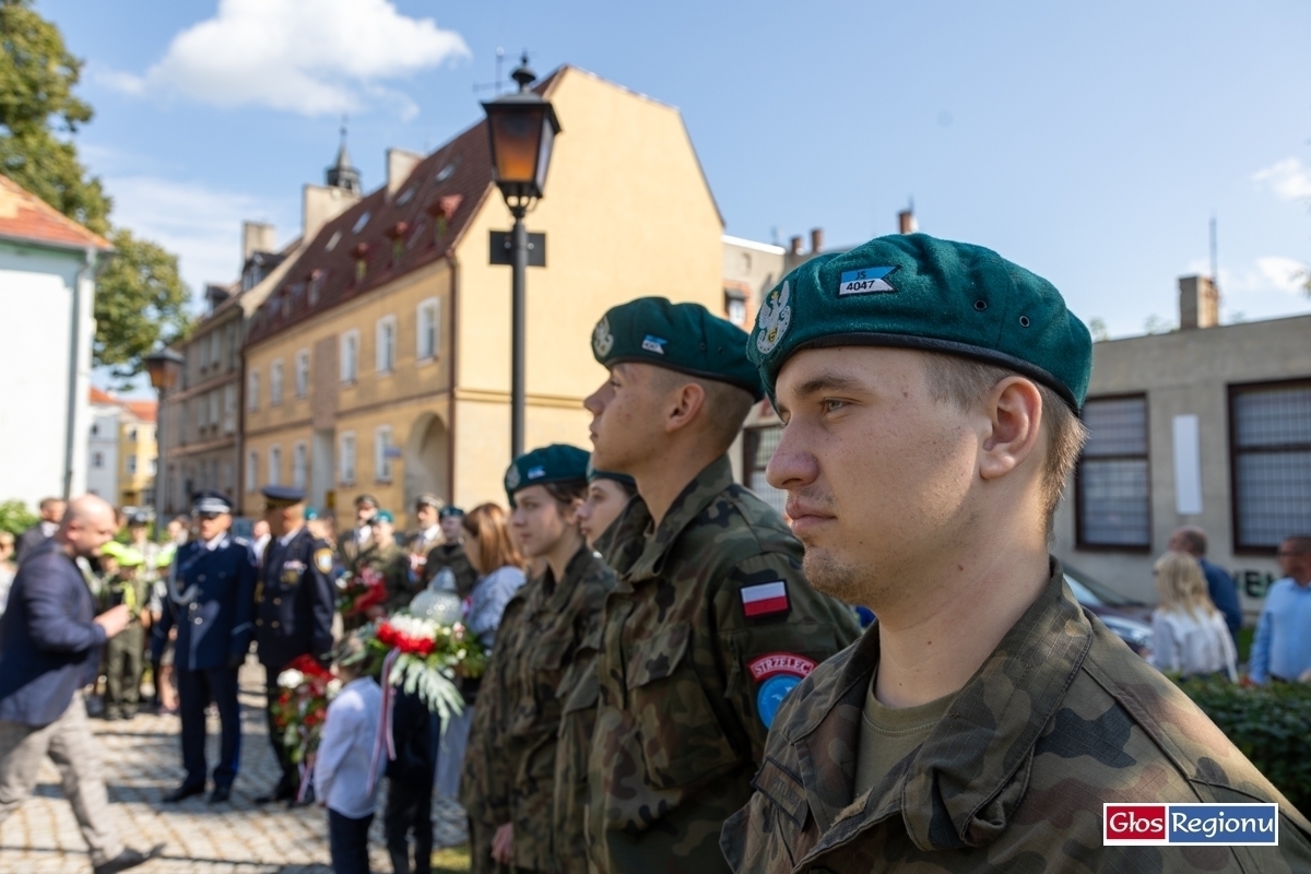 Wschowa. Upamiętnili 84. rocznice wybuchu II wojny swiatowej FOTO