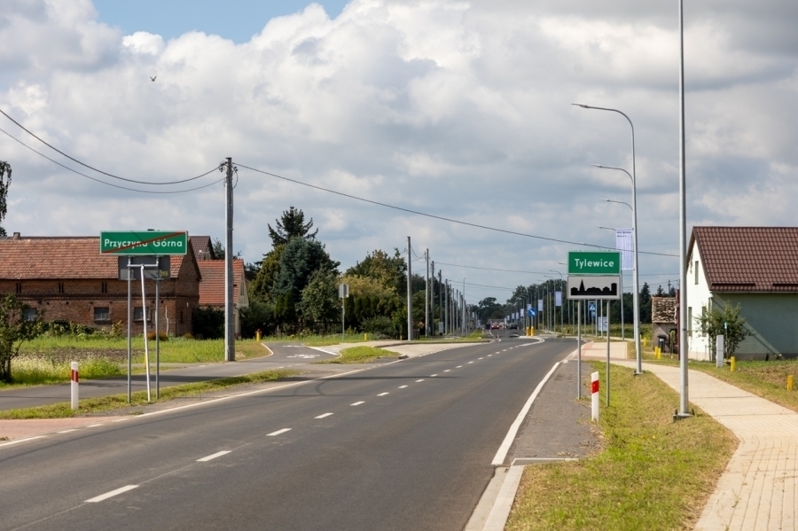 Tylewice. Rodzinny piknik z mnóstwem atrakcji z okazji otwarcia nowej drogi