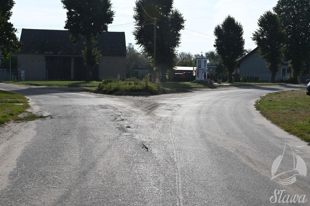 Rusza remont drogi w miejscowości Wróblów FOTO