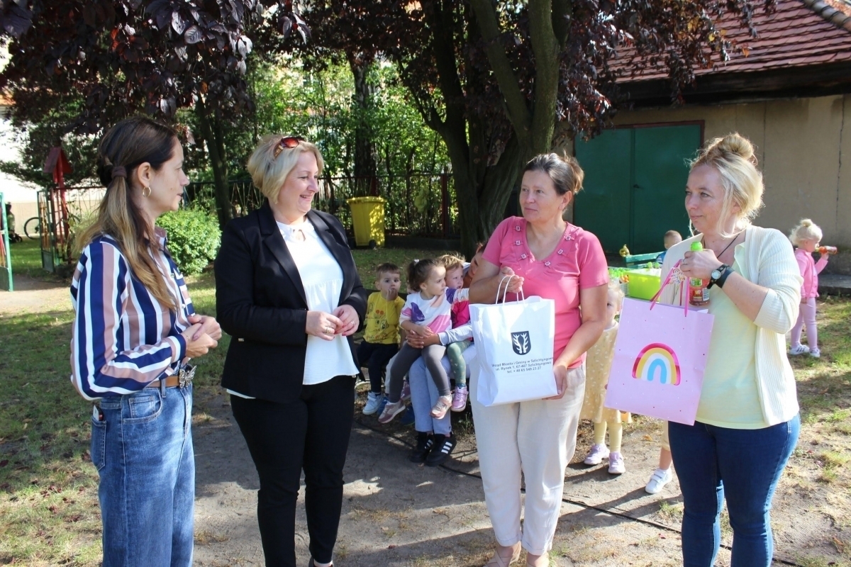 Burmistrz Jolanta Wielgus z wizytą u przedszkolaków FOTO