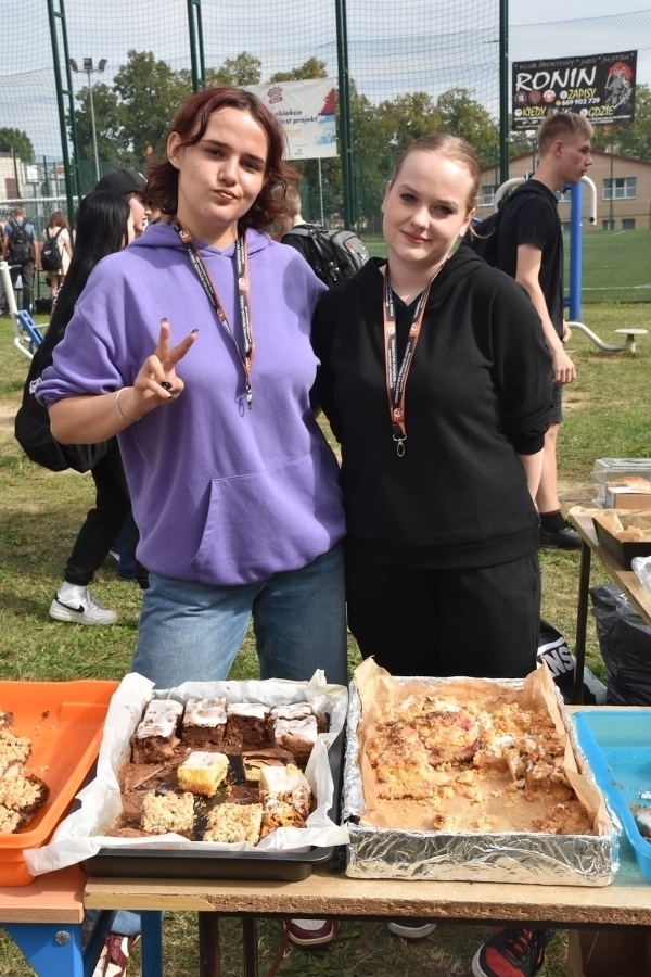 W Staszicu zorganizowali piknik charytatywny dla Agaty FOTO