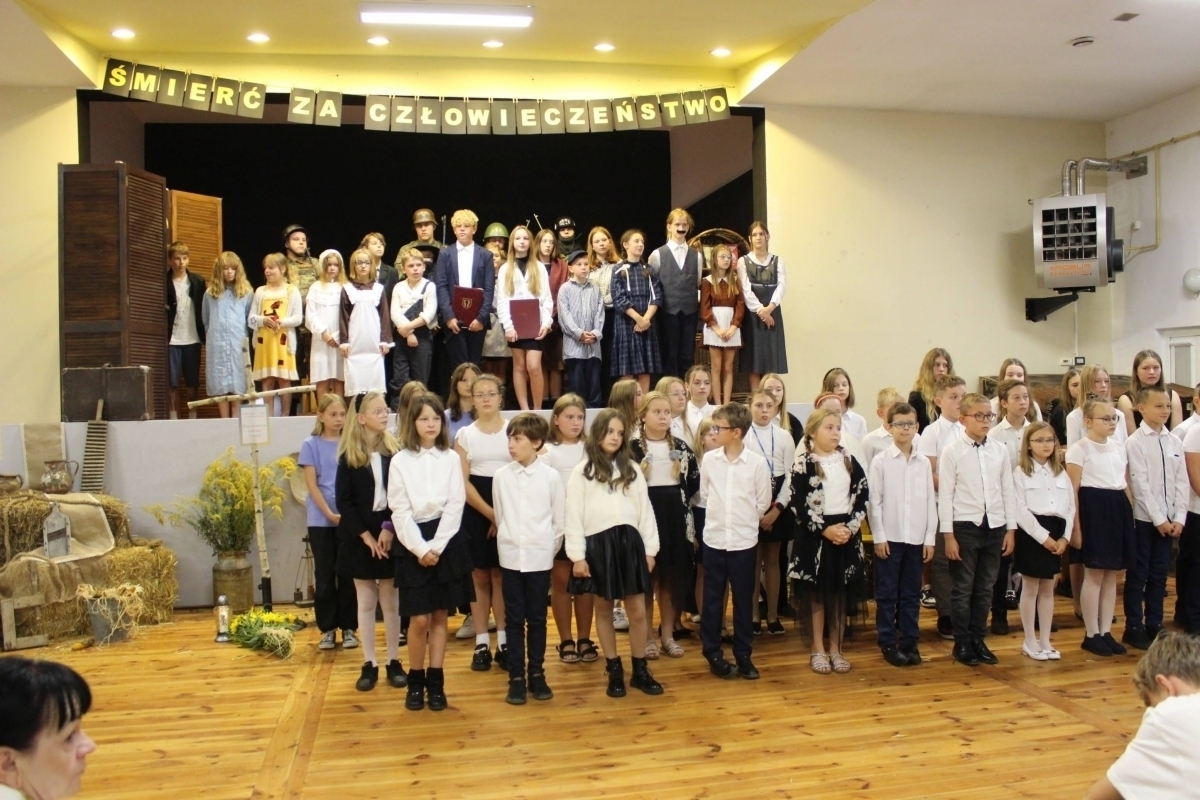 Spektakl teatralny w Szlichtyngowie Samarytanie z Markowej FOTO