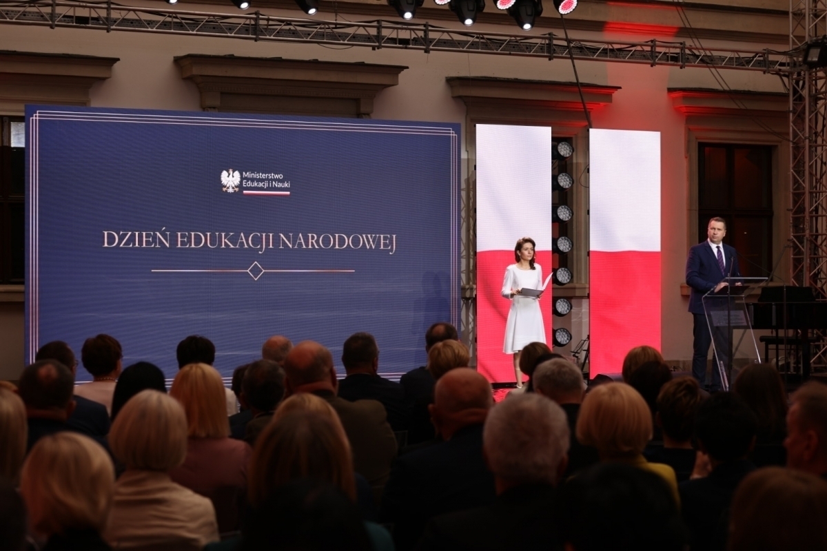 P. Wieland i M. Kycej ze Staszica odznaczeni przez Ministra Edukacji Narodowej