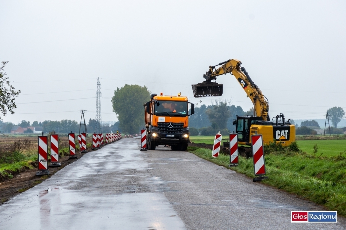 Trwa modernizacja drogi między Górczyną a Zamysłowem FOTO