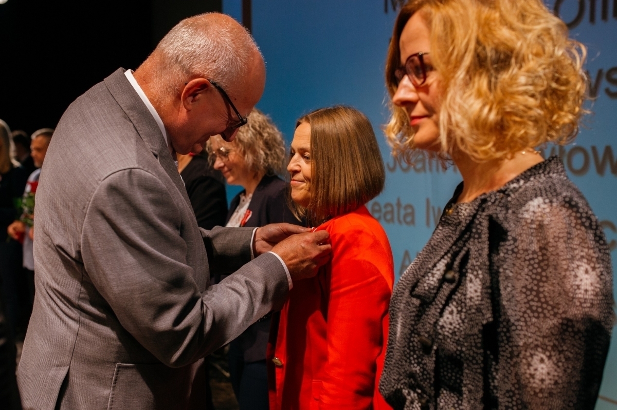 SOSW we Wschowie ma powody do dumy. Odznaczonych zostało 20 nauczycieli