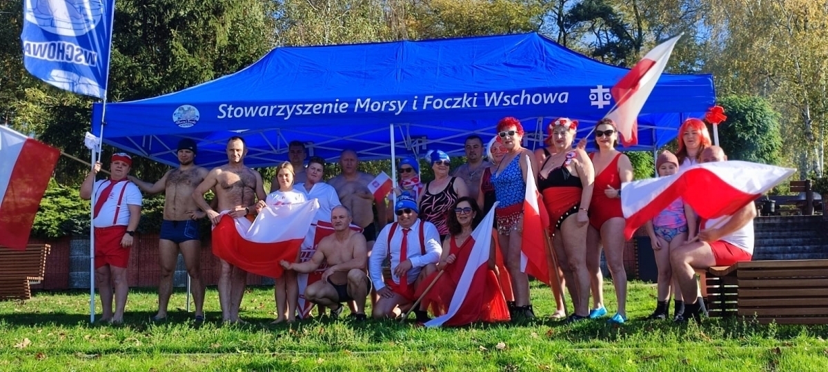 Patriotyczne morsowanie w Lginiu Tak 11 listopada spędziły morsy i foczki ze Wschowy FOTO