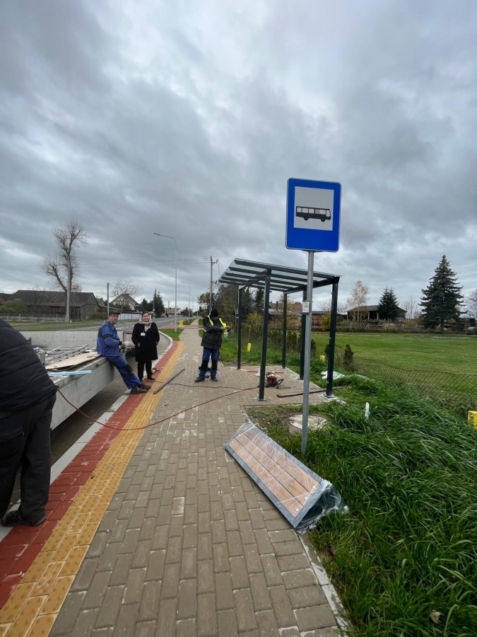 Gmina Wschowa inwestuje w nowe przystanki autobusowe w Tylewicach