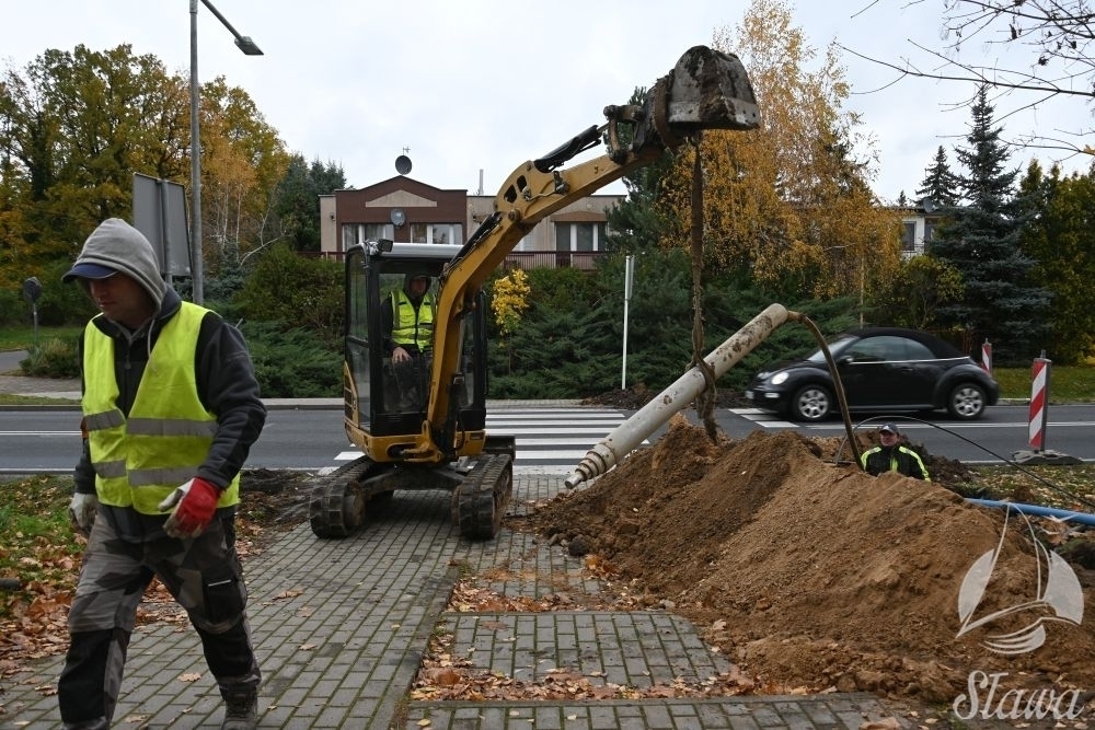 Doświetlają przejścia w Sławie