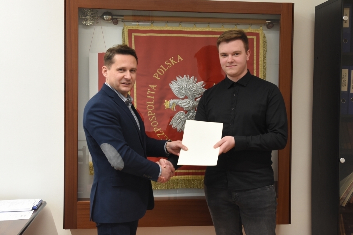 Uczniowie Staszica nagrodzeni przez premiera