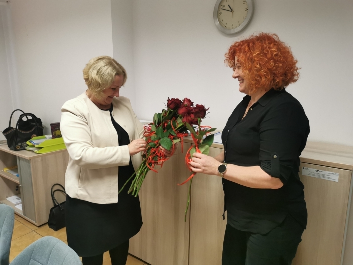 Burmistrz Jolanta Wielgus doceniła pracowników socjalnych