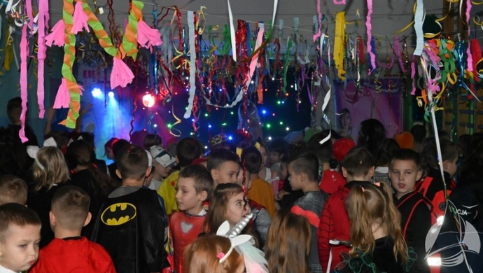 Moc radości i wspólna zabawa karnawałowa