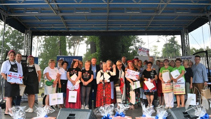 Bitwa Regionów KGW. W Sławie zwyciężyły panie z Kandlewa! (FOTO)