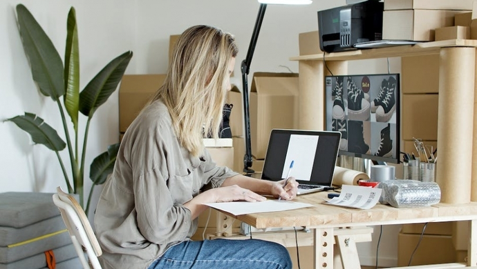 Gdzie kupować szybko i wygodnie dobre art biurowe?