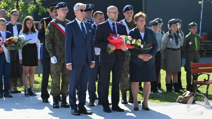 Na placu Pamięci Narodowej w Sławie upamiętnili 84. rocznice wybuchu II wojny światowej 