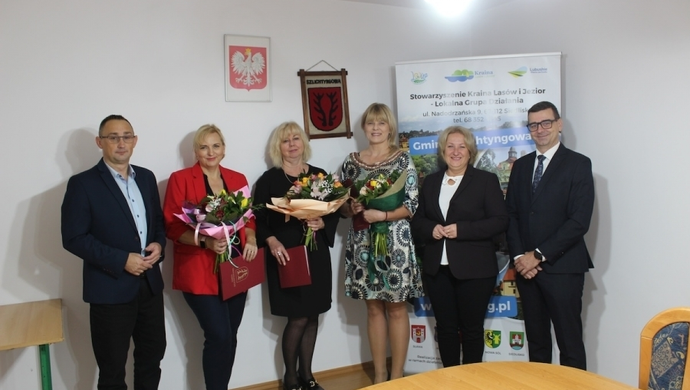 Burmistrz Jolanta Wielgus spotkała się z dyrektorami szkół z okazji Dnia Edukacji Narodowej