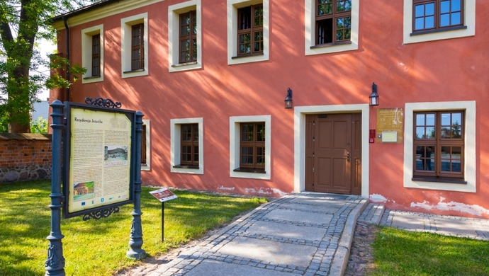 Spotkanie na temat rodzicielstwa zastępczego w Bibliotece we Wschowie