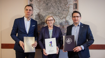 Współpraca na rzecz upamiętnienia ofiar ludobójstwa: