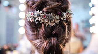 Upięcie z warkoczem: Krok po kroku