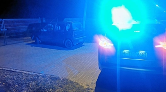 Kierowca Daewoo “rozbił bank”