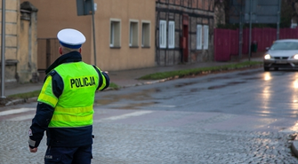 Blisko 60 kontroli drogowych i nastolatek z narkotykami