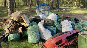 Tyle śmieci udało się wywieźć z lasu - Nadleśnictwo Góra Śląska w akcji na 1 maja (FOTO)