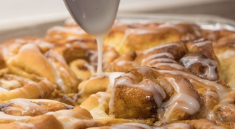 Przepis na drożdżówki z białą czekoladą