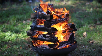 Ognisko z Seniorami - zaprasza burmistrz Konrad Antkowiak