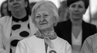 Zmarła Lucyna Golembka, była dyrektor Szkoły Podstawowej w Jędrzychowicach