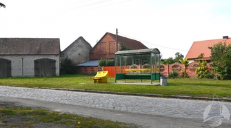 Przystanek szkolny we Wróblowie