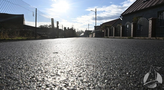 Nowiutka droga w Bagnie 