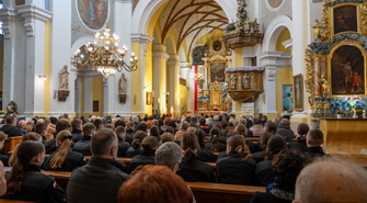 Rekolekcje adwentowe w Farze poprowadzi znany kaznodzieja