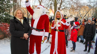 Szlichtyngowa już w świątecznym nastroju. Do miasta przybył Mikołaj (ZDJĘCIA)