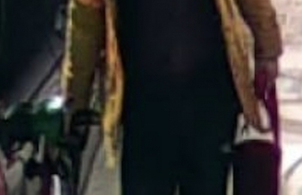 Odjechałnie płacąc za paliwo