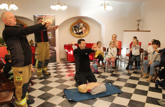 Jak to jest być strażakiem lub policjantem