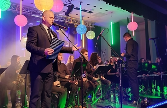 Orkiestra Maestoso zagrała dla pełnej sali Koncert Noworoczny we Wschowie VIDEO