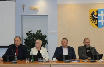 XXXVIII sesja Rady Powiatu Wschowskiego jakie uchwały przyjęli radni