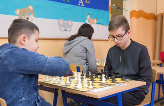 Sukces Oliwera Pilarowskiego na szachowym turnieju we Włoszakowicach FOTO