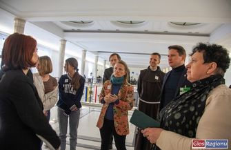 Delegacja ze Wschowy na obchodach 79. rocznicy zagłady Huty Pieniackiej