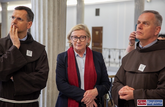 Delegacja ze Wschowy na obchodach 79. rocznicy zagłady Huty Pieniackiej