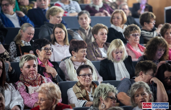 Operetka Miłosny Zawrót Głowy w CKiR z okazji Dnia Kobiet FOTO