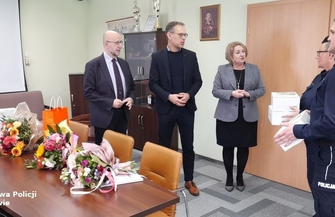 Wschowscy policjanci otrzymali narkotesty FOTO