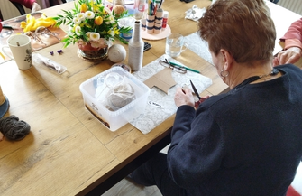 Przygotowania do świąt wielkanocnych w Dziennym Domu Senior we Wschowie FOTO