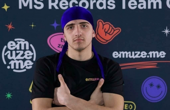 Carlos błyszczy w nowym singlu Ja Cię Kręcę