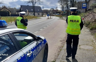 Policjanci na rzecz bezpieczeństwa pieszych FOTO