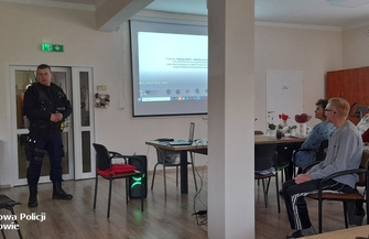 Z młodzieżą o uzależnieniach i hejcie z seniorami o bezpieczeństwie