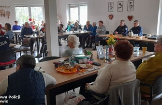 Z młodzieżą o uzależnieniach i hejcie z seniorami o bezpieczeństwie