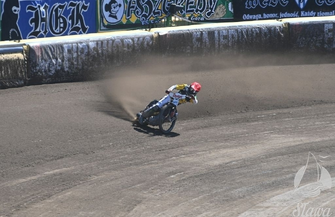 Sławski akcent na meczu Falubazu FOTO